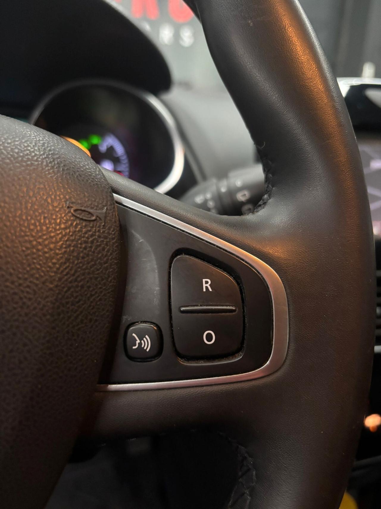 Renault Clio 0.9 TCe 12V 90CV Start&Stop 5 porte Energy Duel2