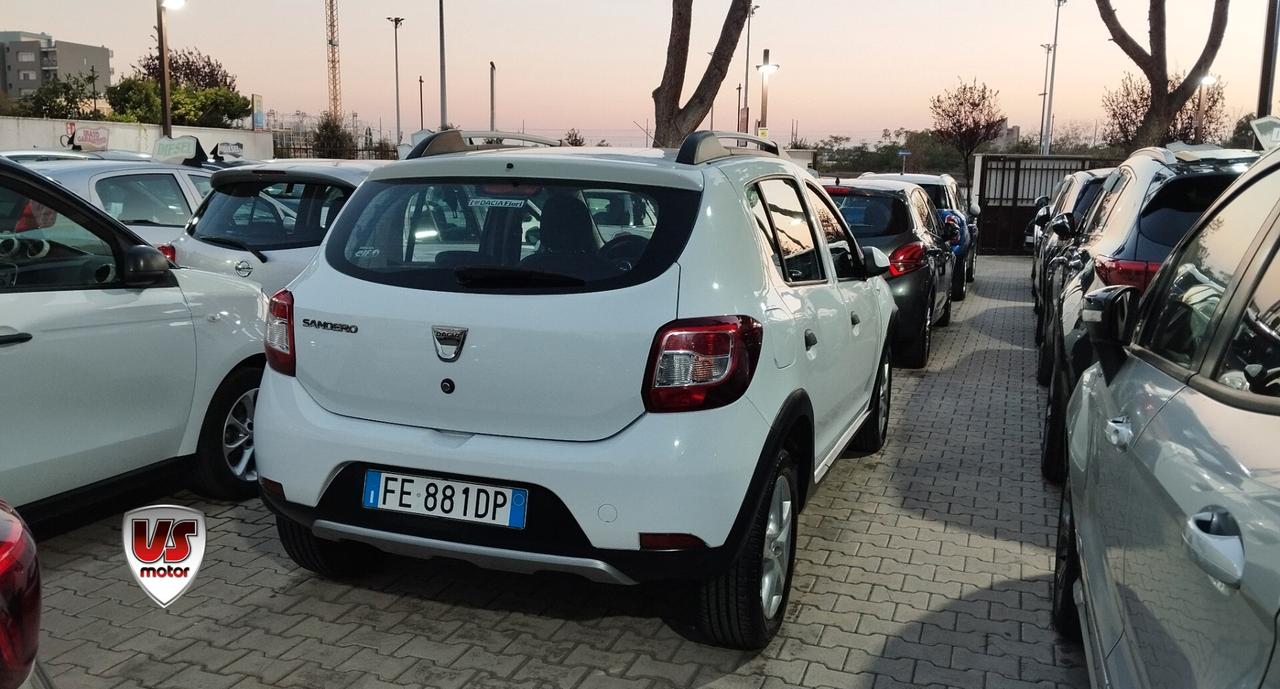 DACIA SANDERO STEPWAY PREZZO BLACK WEEK