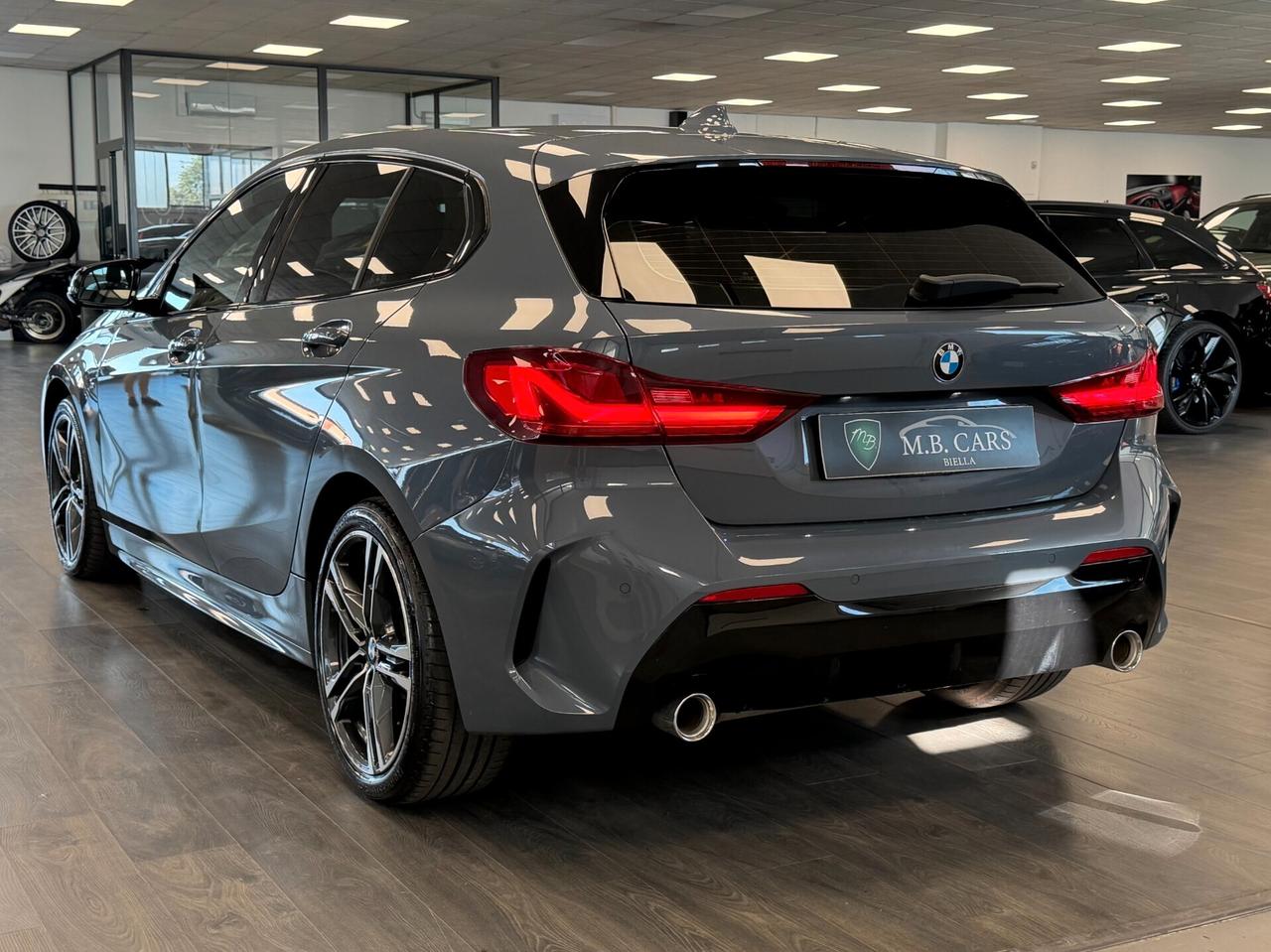 Bmw 118 118d 5p. Msport