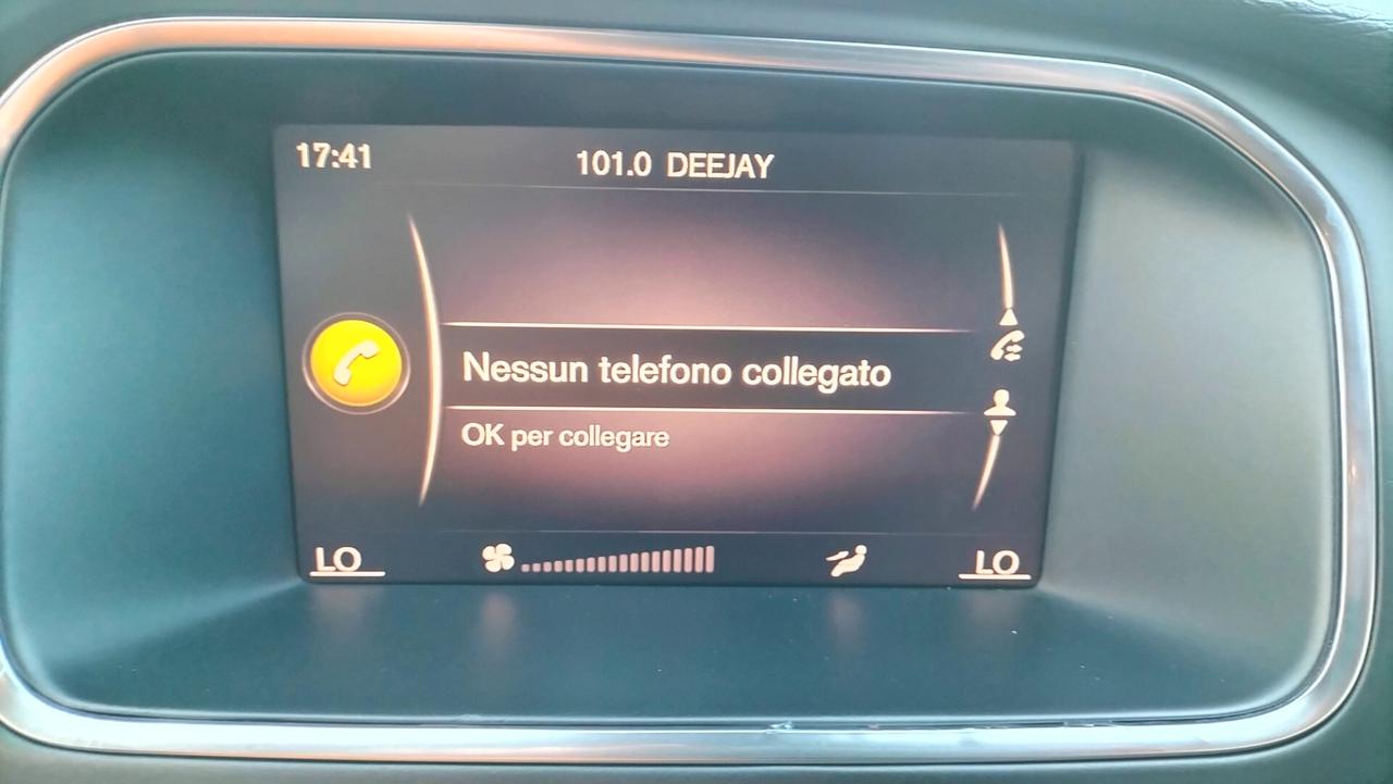 Volvo V40 D2 Momentum **130000KM** PREZZO REALE