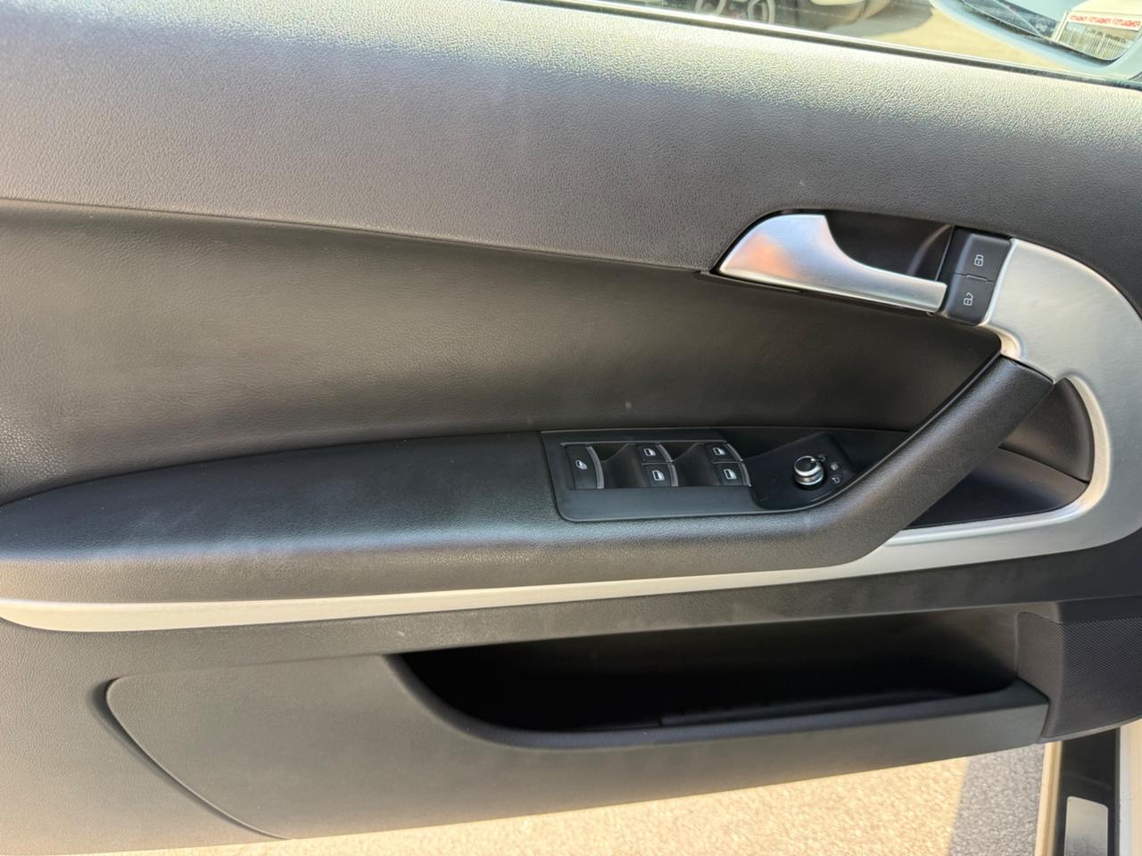 Audi A3 Cabrio 2.0 TDI 140 CV S LINE