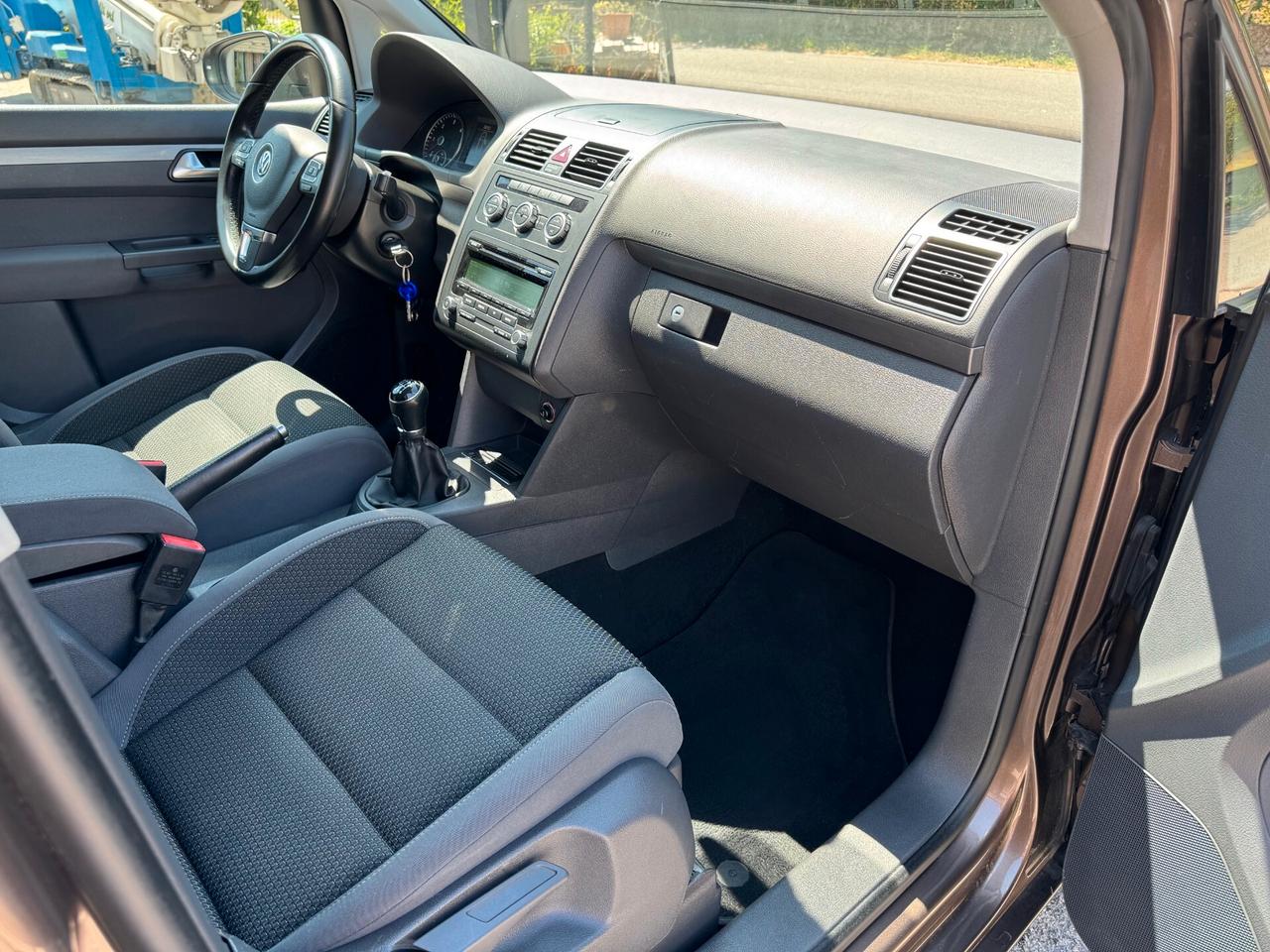 Volkswagen Touran Business 1.6 TDI Comfortline BMT