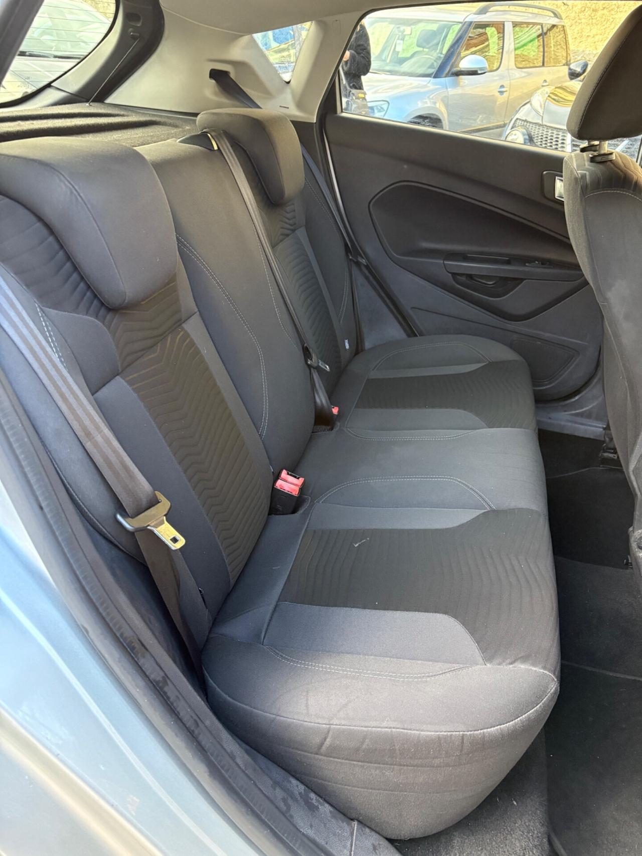 Ford Fiesta 1.6 tdci titanium xenon navigatore