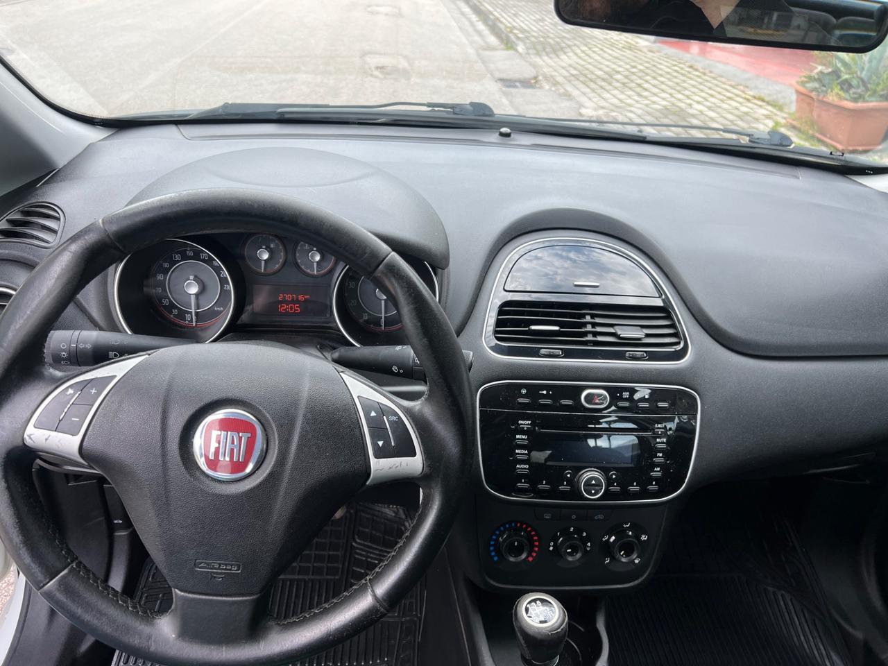 Fiat Punto 1.4 Metano Natural Power Lounge 2013