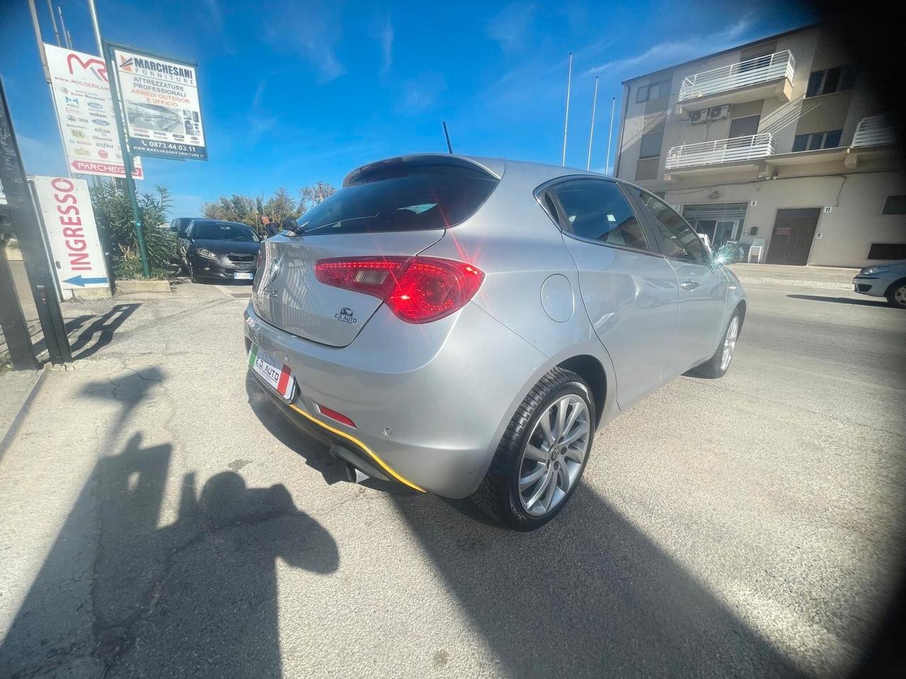 Alfa Romeo Giulietta 2.0 JTDm-2 140 CV Exclusive