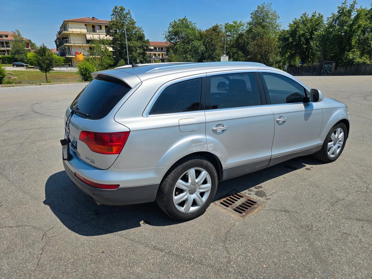 Audi Q7 3.0 V6 TDI 233CV quattro tiptronic