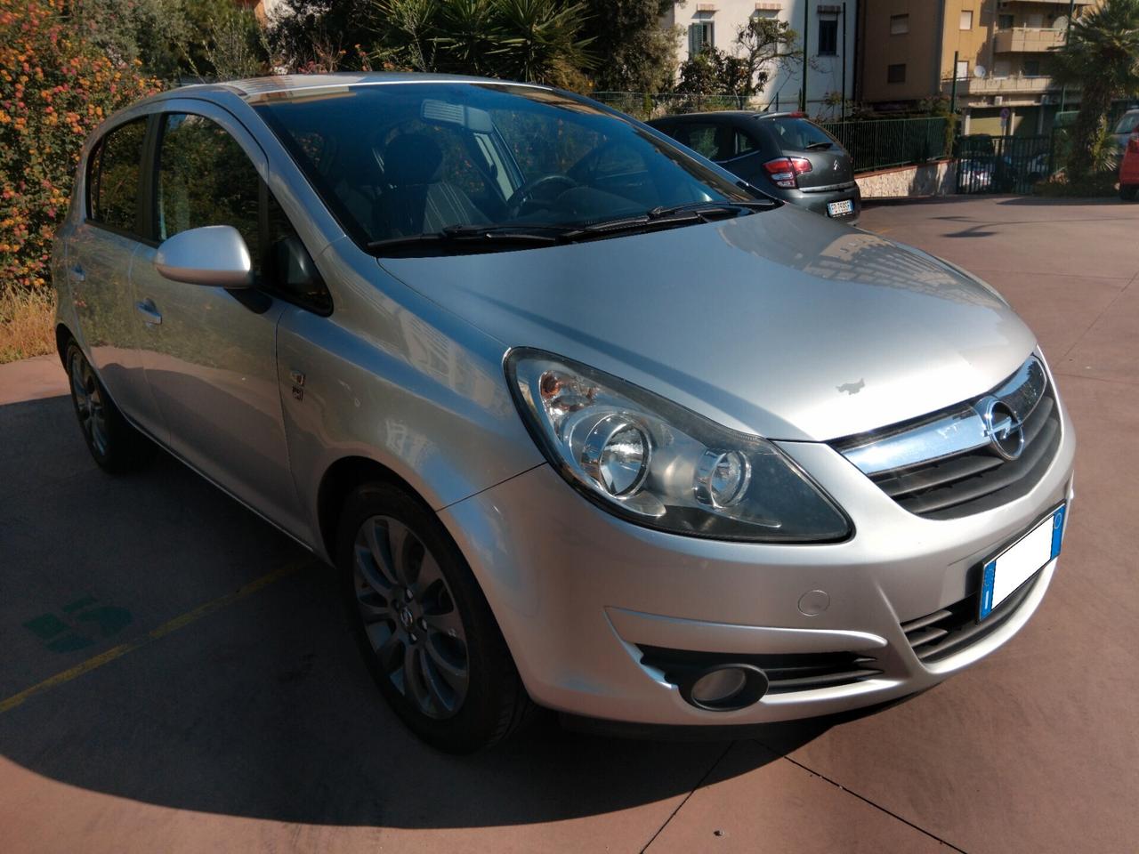 OPEL CORSA 1.3 MLTJ 2011 GARANZIA OK NEOPATENTATI