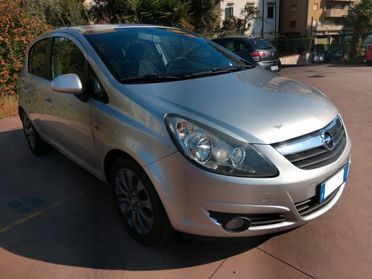 OPEL CORSA 1.3 MLTJ 2011 GARANZIA OK NEOPATENTATI