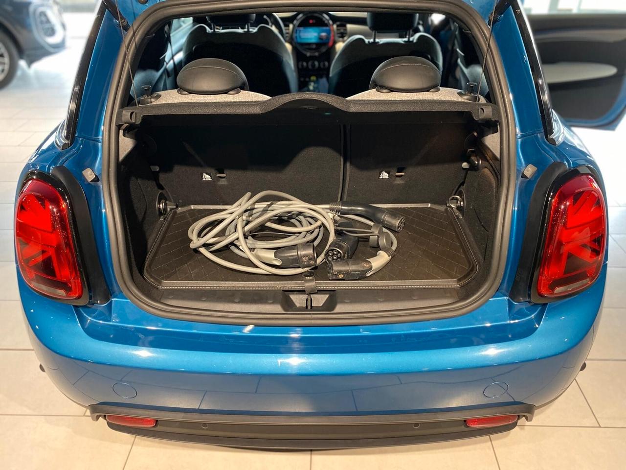 Mini Full Electric Cooper SE Yours