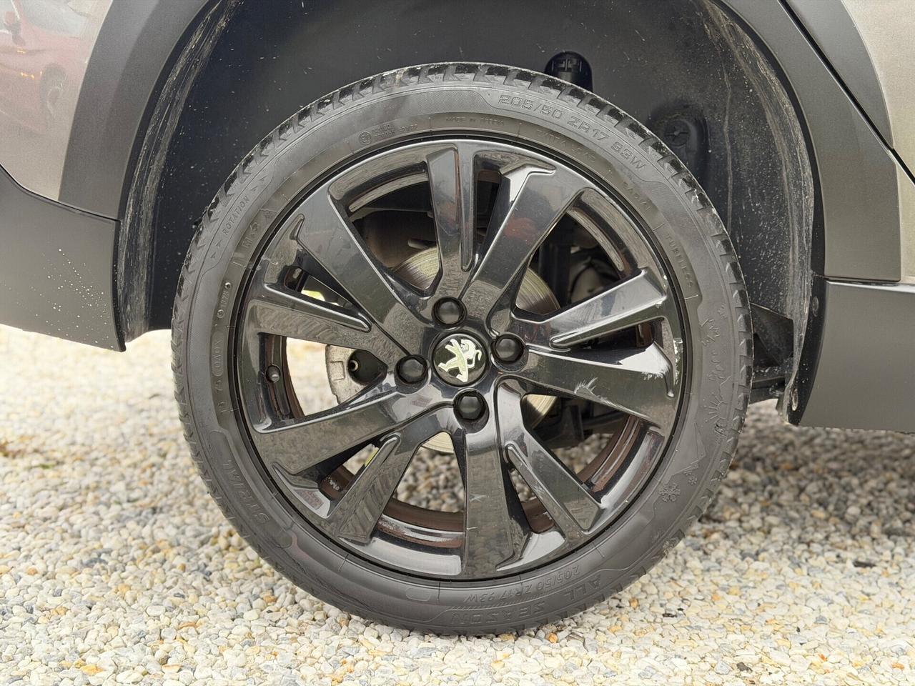 Peugeot 2008 1.5 HDi 100 GT Line