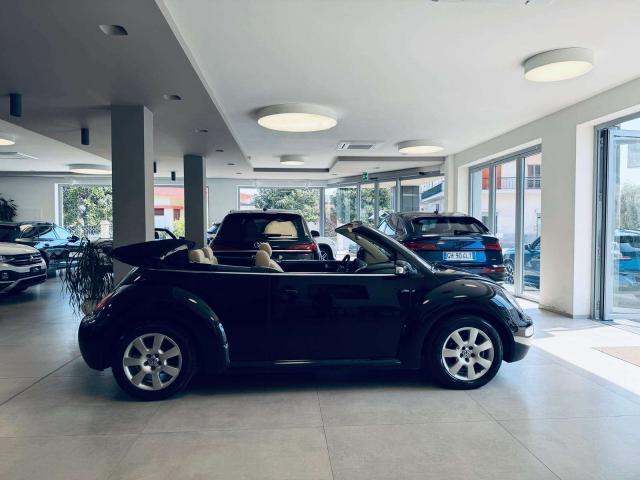 Volkswagen New Beetle Cabrio 1.6