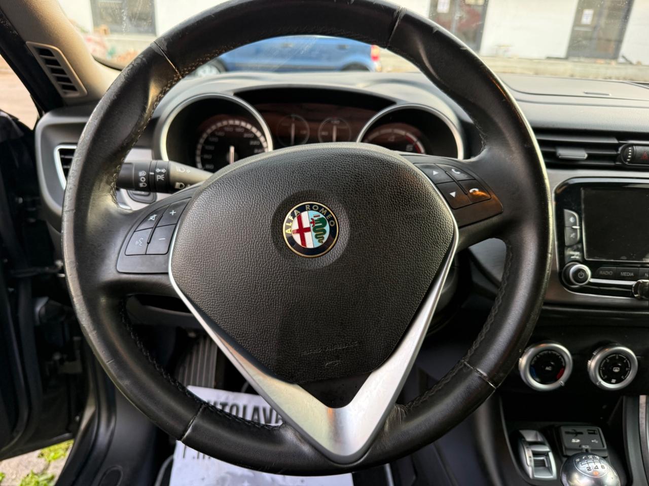 Alfa Romeo Giulietta 1.6 JTDm-2 120 CV Distinctive