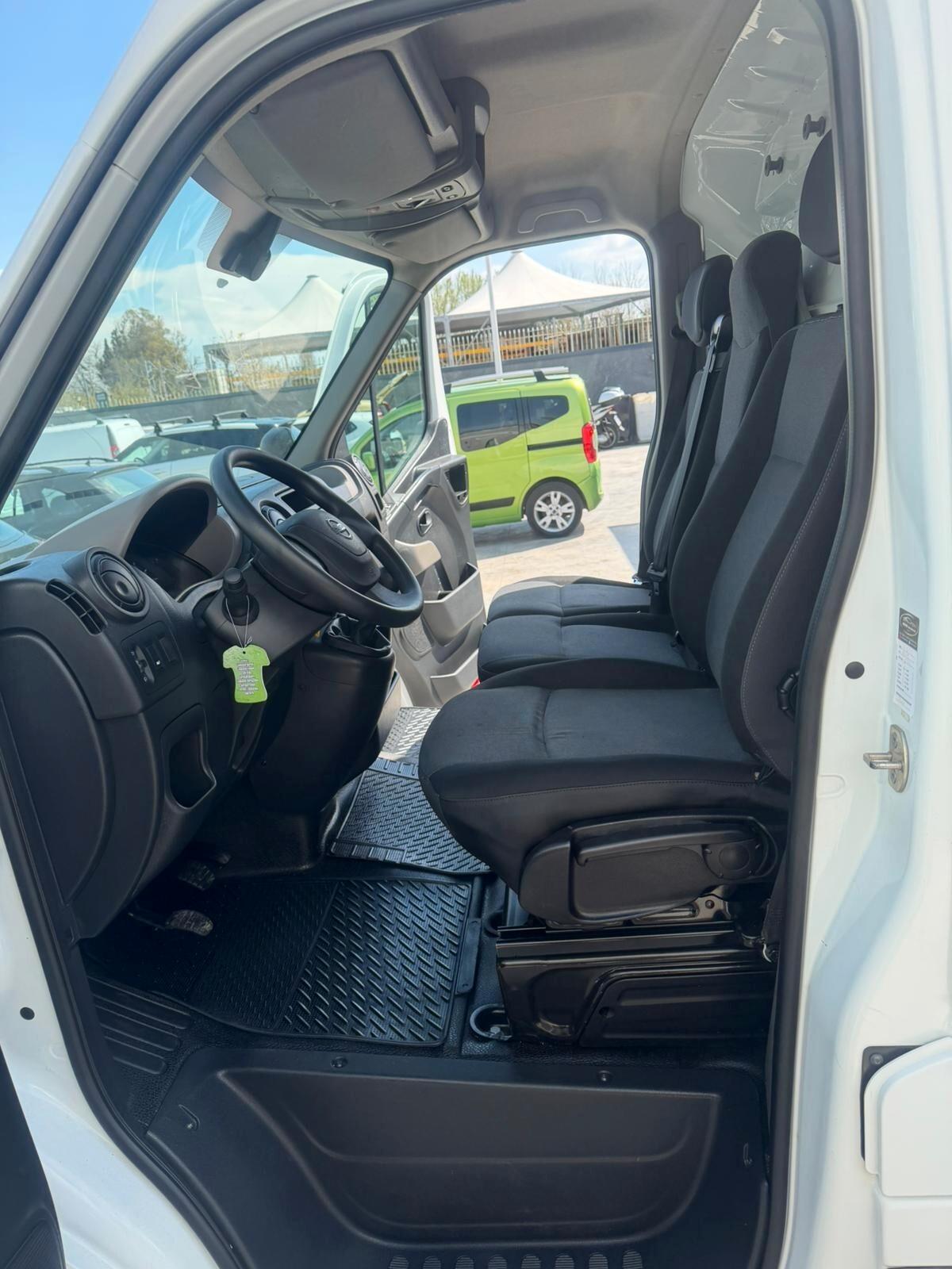 NISSAN NV400 FURGONE 2.3 DIESEL 2015