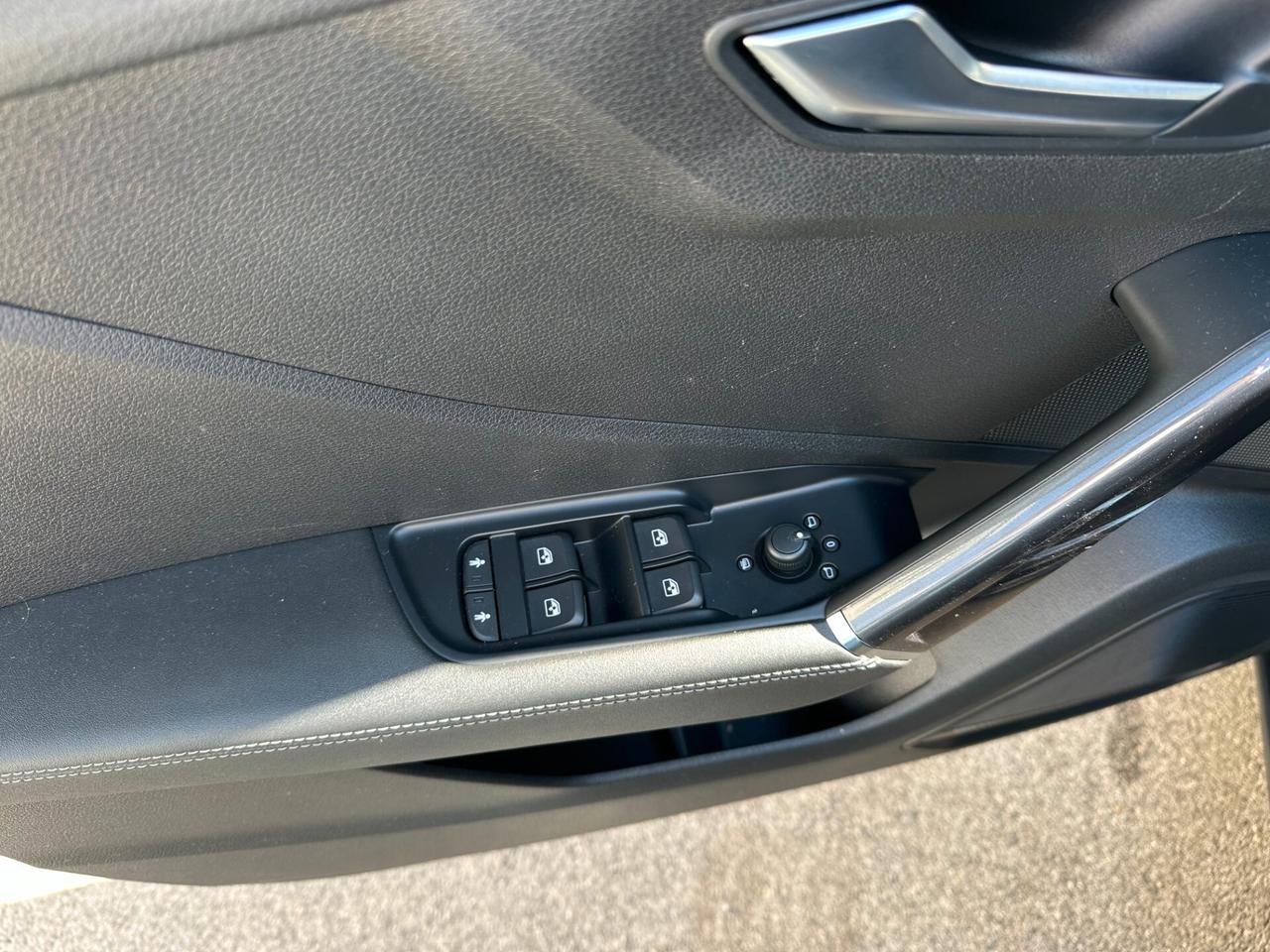 Audi Q2 SQ2 TFSI quattro S tronic