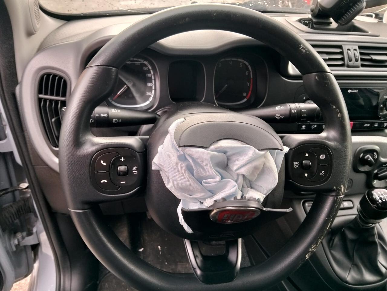 Fiat Panda Cross 1.0 Hybrid 2020 SINISTRATA