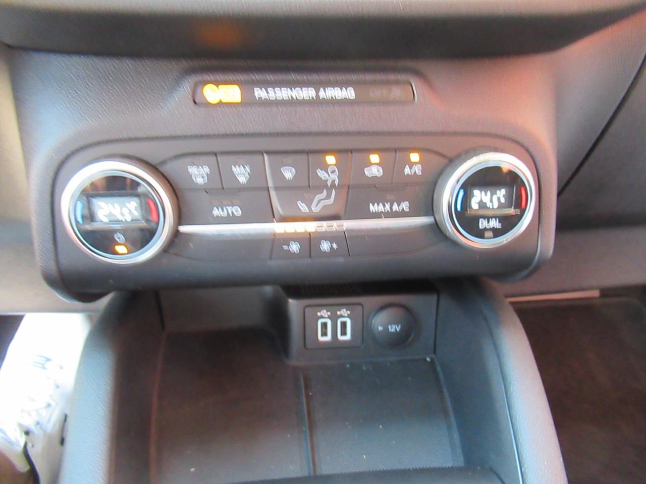 Ford Kuga 2.5 Full Hybrid 190 CV CVT 2WD Titanium Business