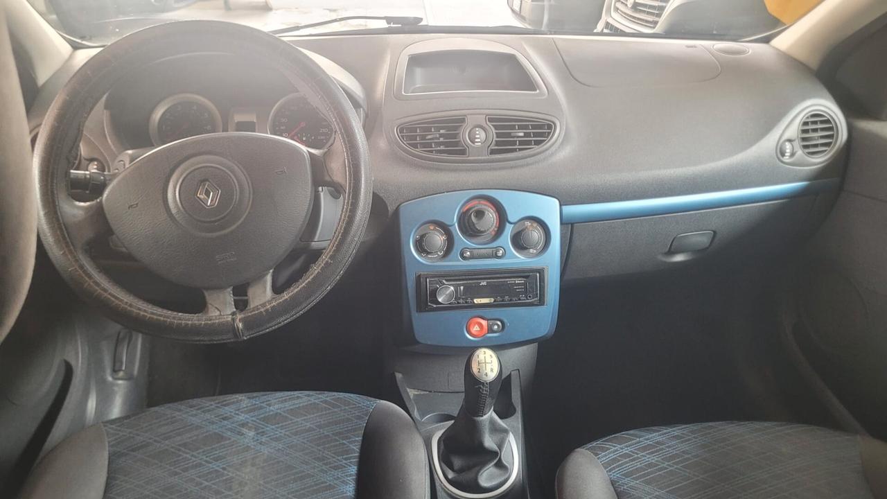 Renault Clio Storia 1.2 5 porte