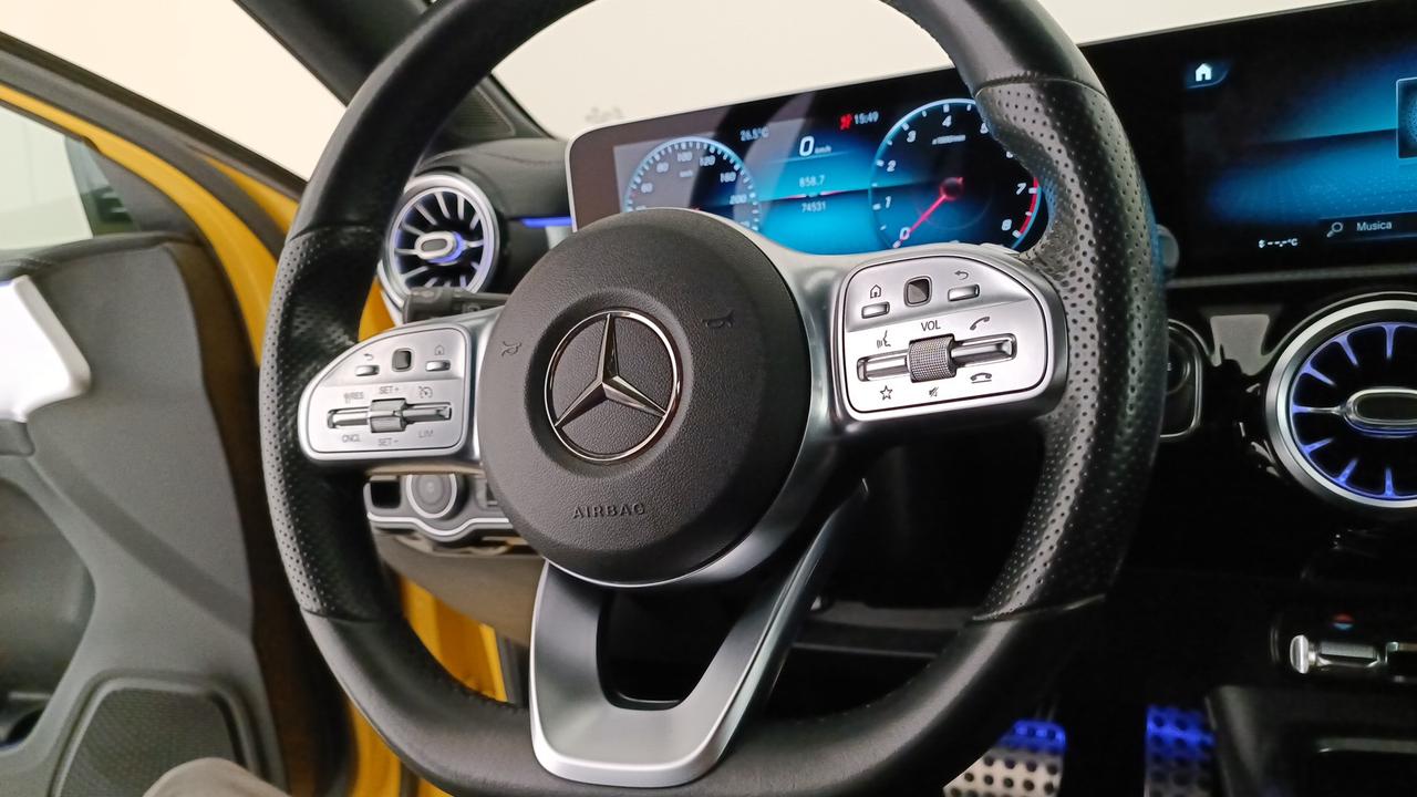 Mercedes-Benz Classe A - W177 2018 - A AMG 35 4matic auto