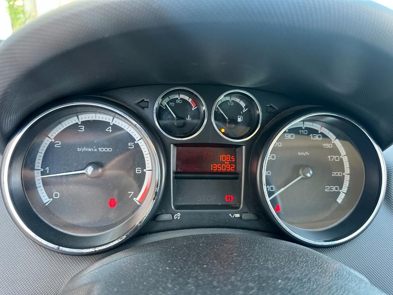 Peugeot 308 1.6 120CV 5p. Tecno 130milaKM