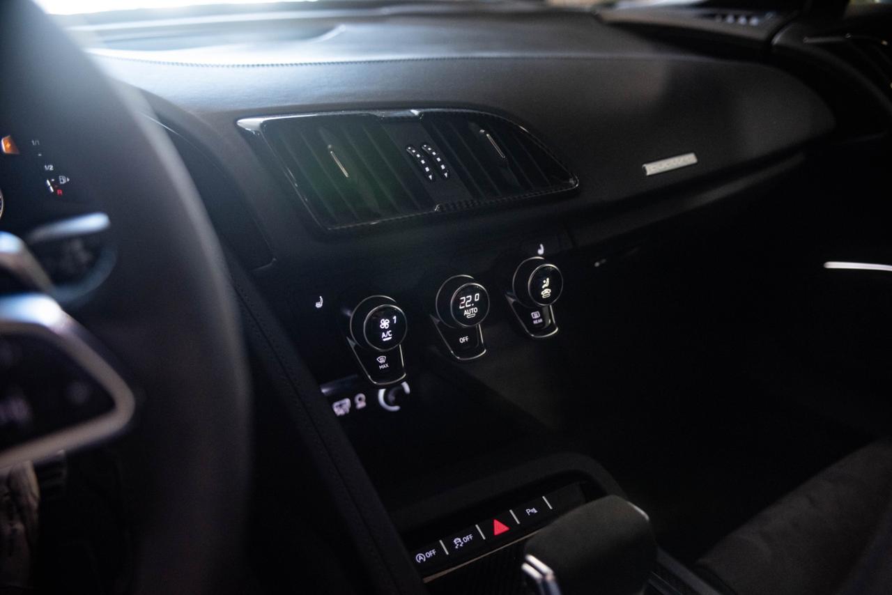 Audi R8 Coupé V10 quattro S tronic performance