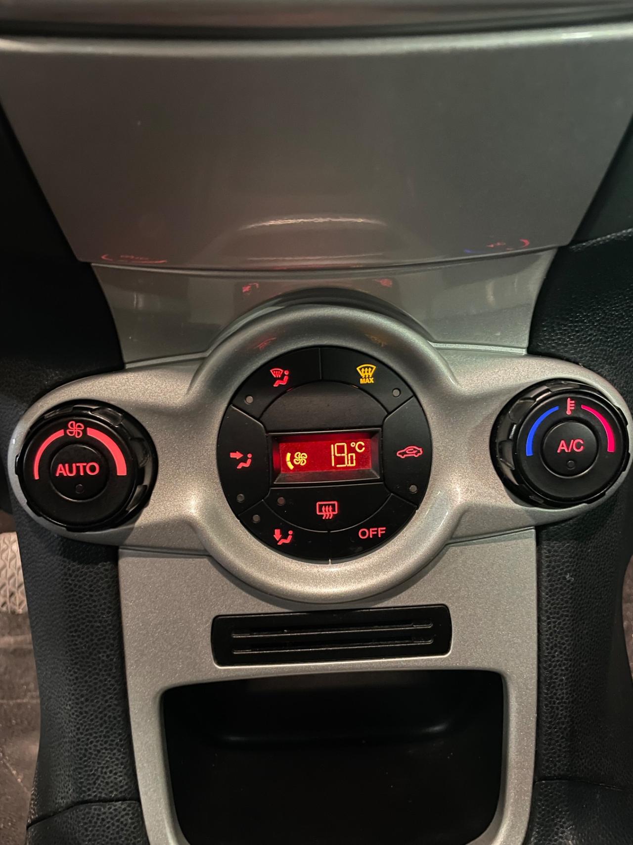 Ford Fiesta 1.2 Neopatentati Euro 5