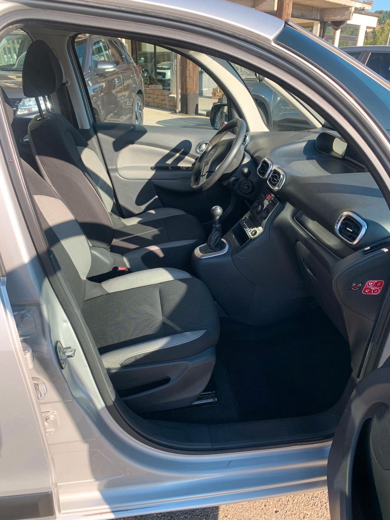 Citroen C3 Picasso NEO PATENTATI-TDI 1600 CC-UNICO PROPRIETARIO-2013-INTERNI SPAZIOSI-COMPATTA FUORI