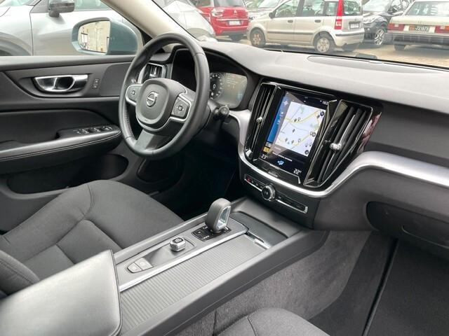 Volvo V60 B4 (d) Geartronic Momentum Business Perfetta Tagliandata