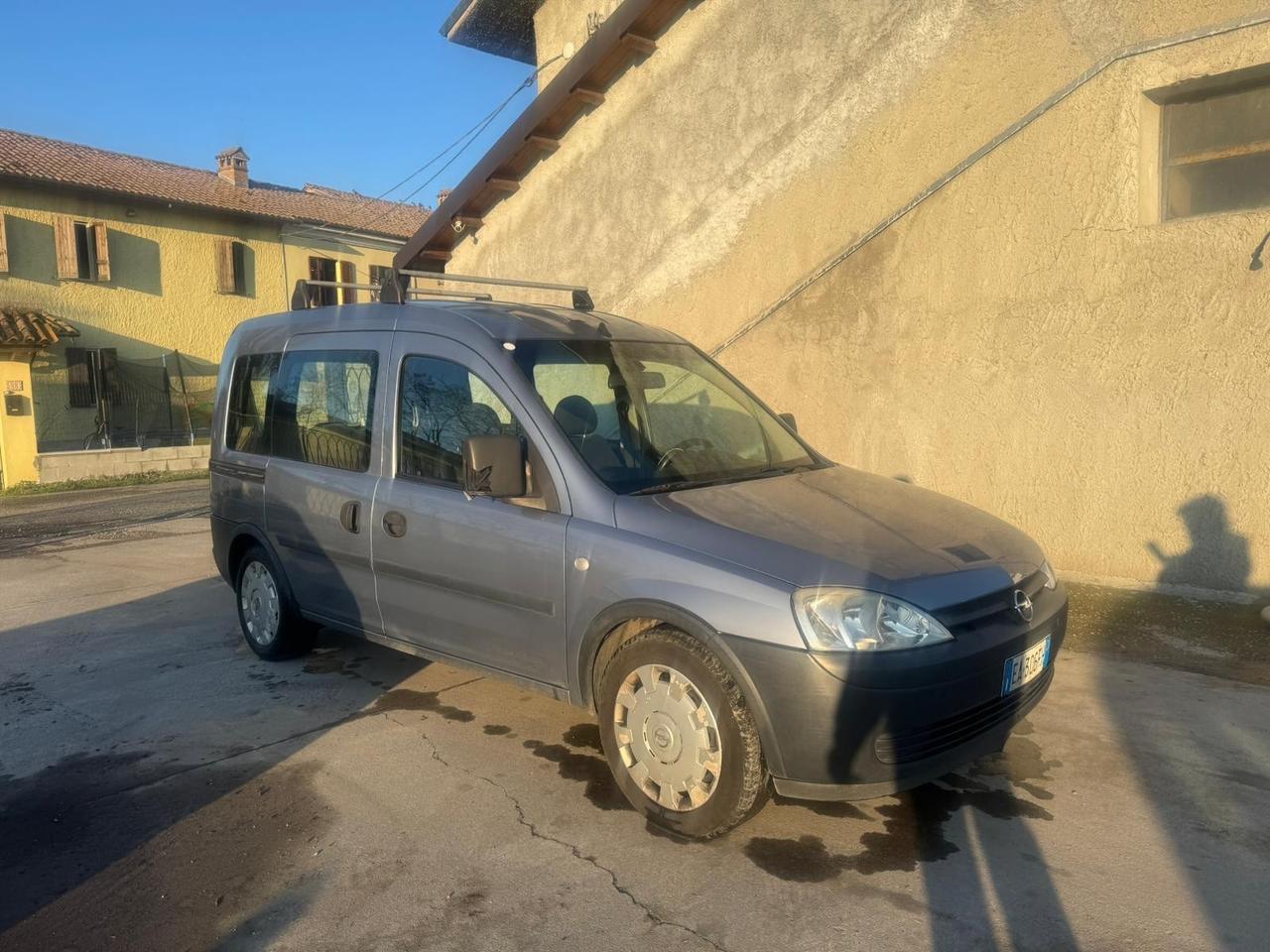 Opel Combo 1.6 EcoM 4p. Van Vetrato