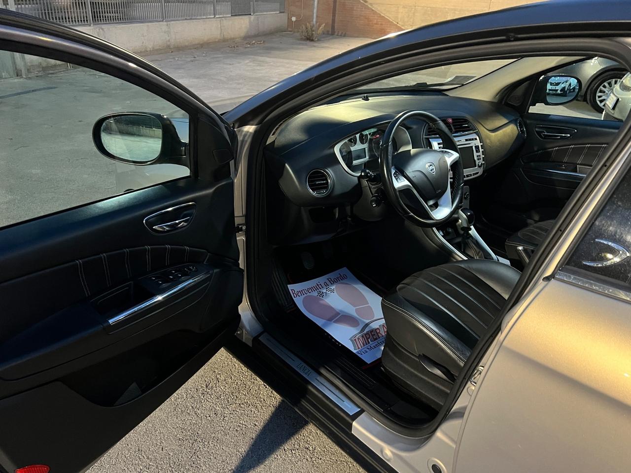 Lancia Delta 1.4 T-Jet 120 CV Platino Ecochic GPL