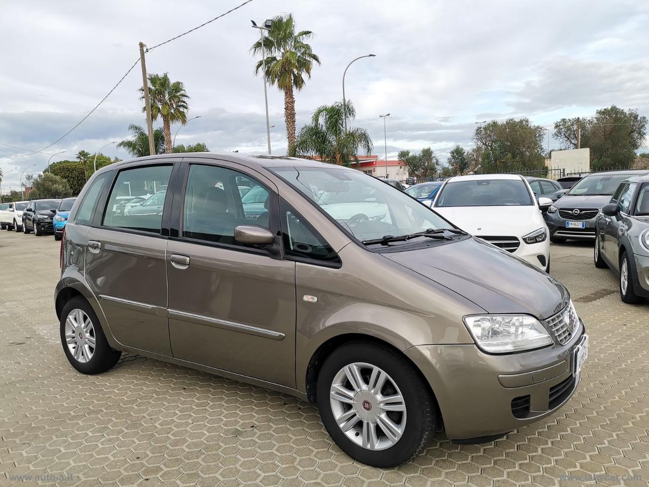 FIAT Idea 1.4 16V BlackEnergy