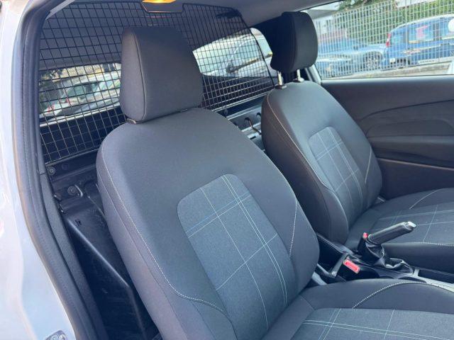 FORD Fiesta 1.0 MHEV 125 CV 3 porte Van Trend