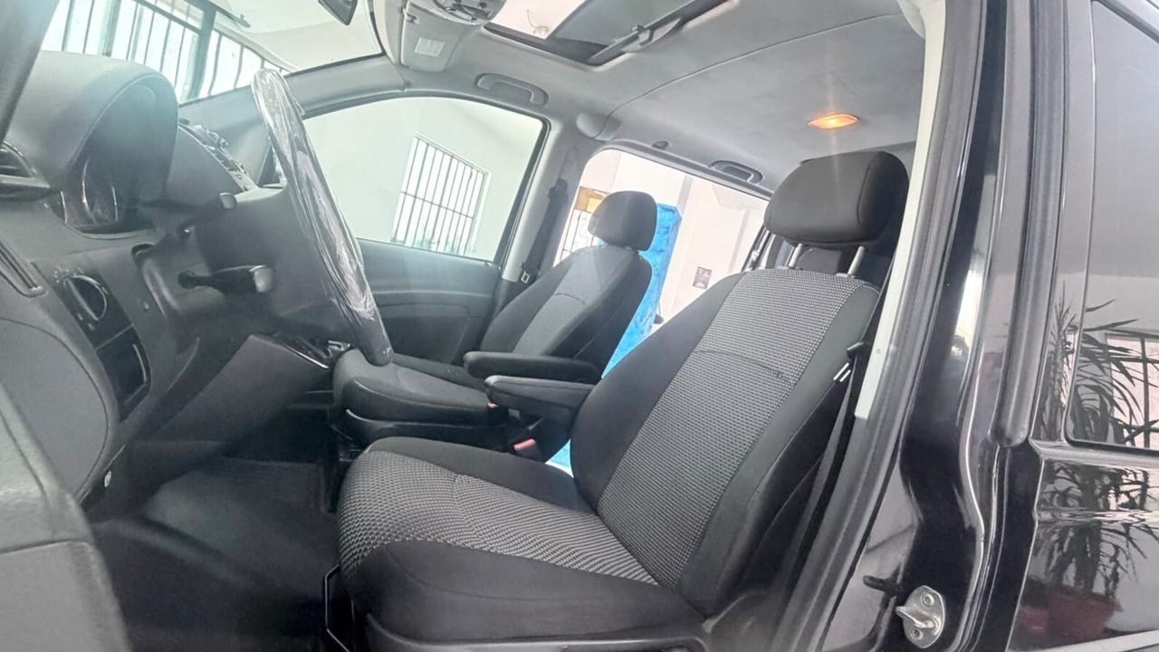 Mercede Vito 2.2 CDI Vetrato 5 posti 4x4 GANCIO TRAINO