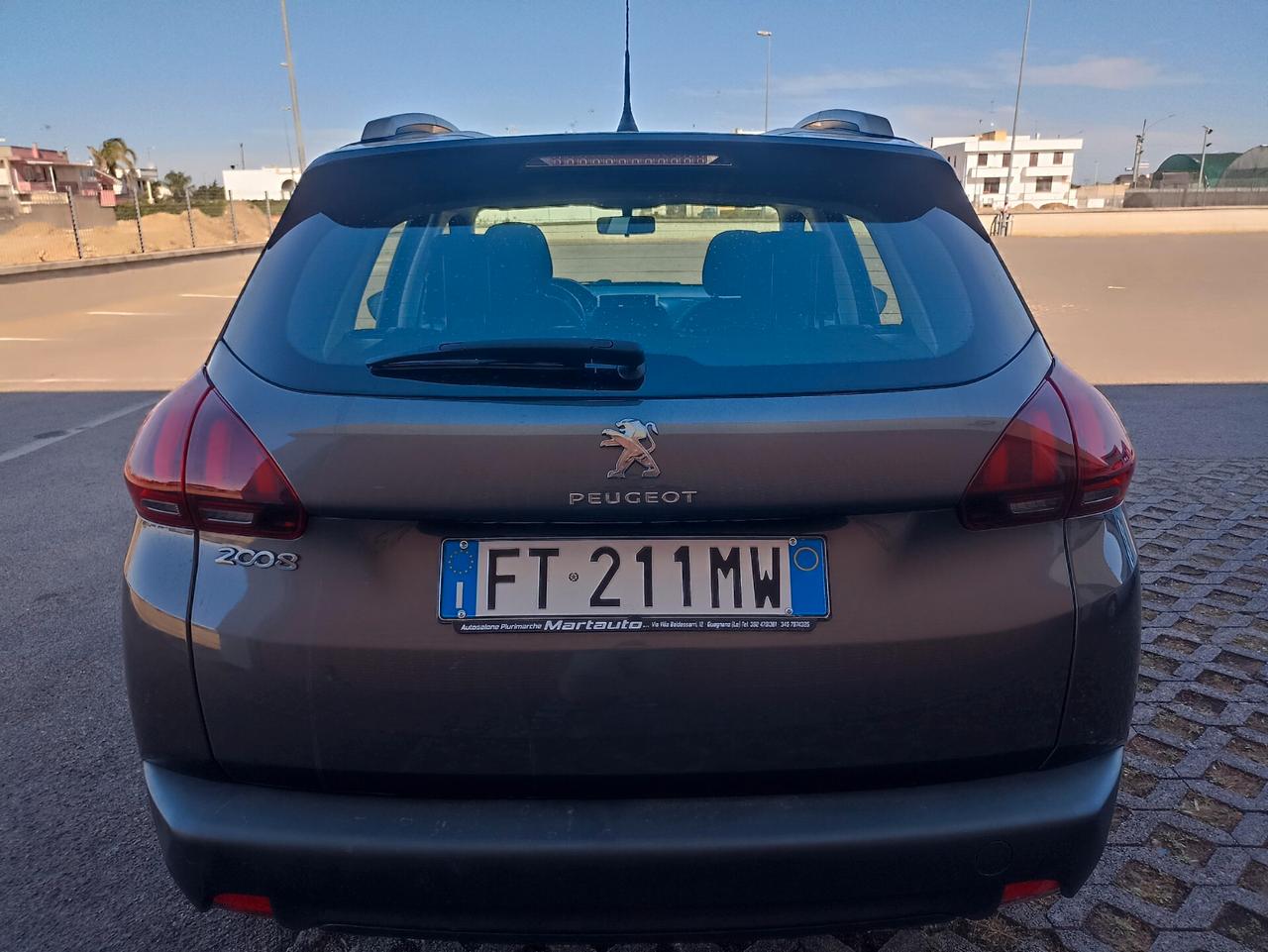 PEUGEOT 2008 1.5 DIESEL 102 cv 11/2018 1 PROP. KM 83.000