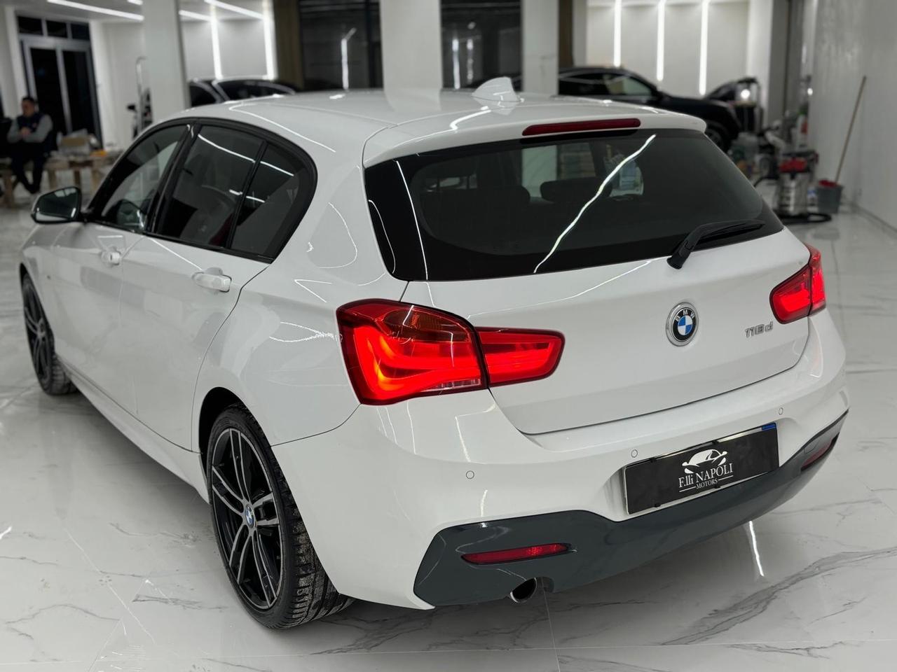 Bmw 118 118d 5p. Msport