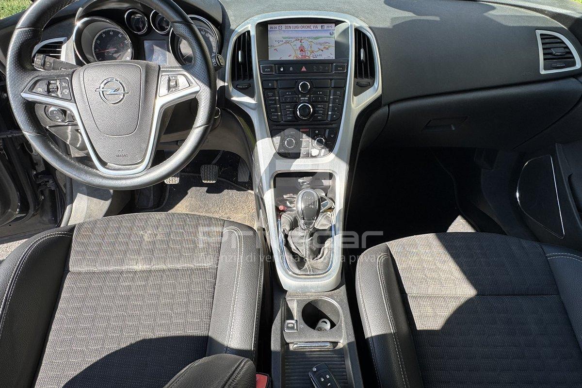 OPEL Astra GTC 1.6 Turbo 180CV 3 porte Cosmo S