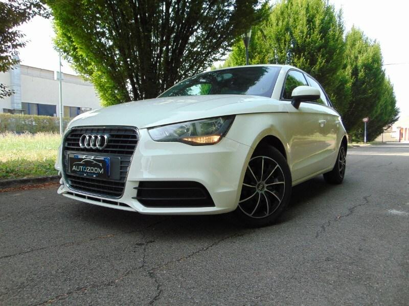 AUDI A1/S1 A1 SPB 1.6 TDI S tronic Attraction