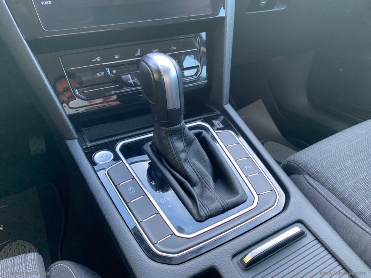 VOLKSWAGEN Passat Var. 2.0 TDI 122 CV EVO DSG Bus. - 2021