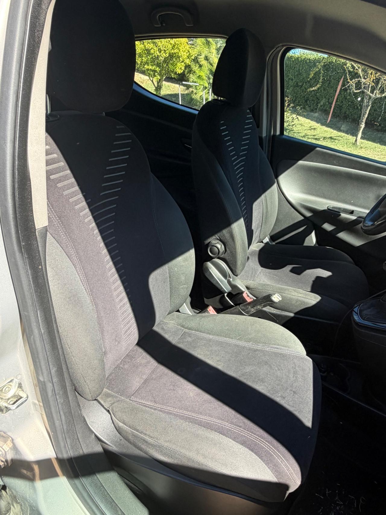 Lancia Ypsilon 1.3 MJT 16V 95 CV 5 porte S&S Gold
