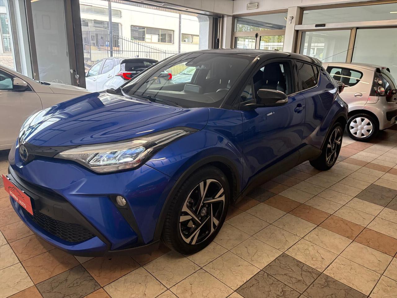 Toyota C-HR 1.8 Hybrid E-CVT Trend