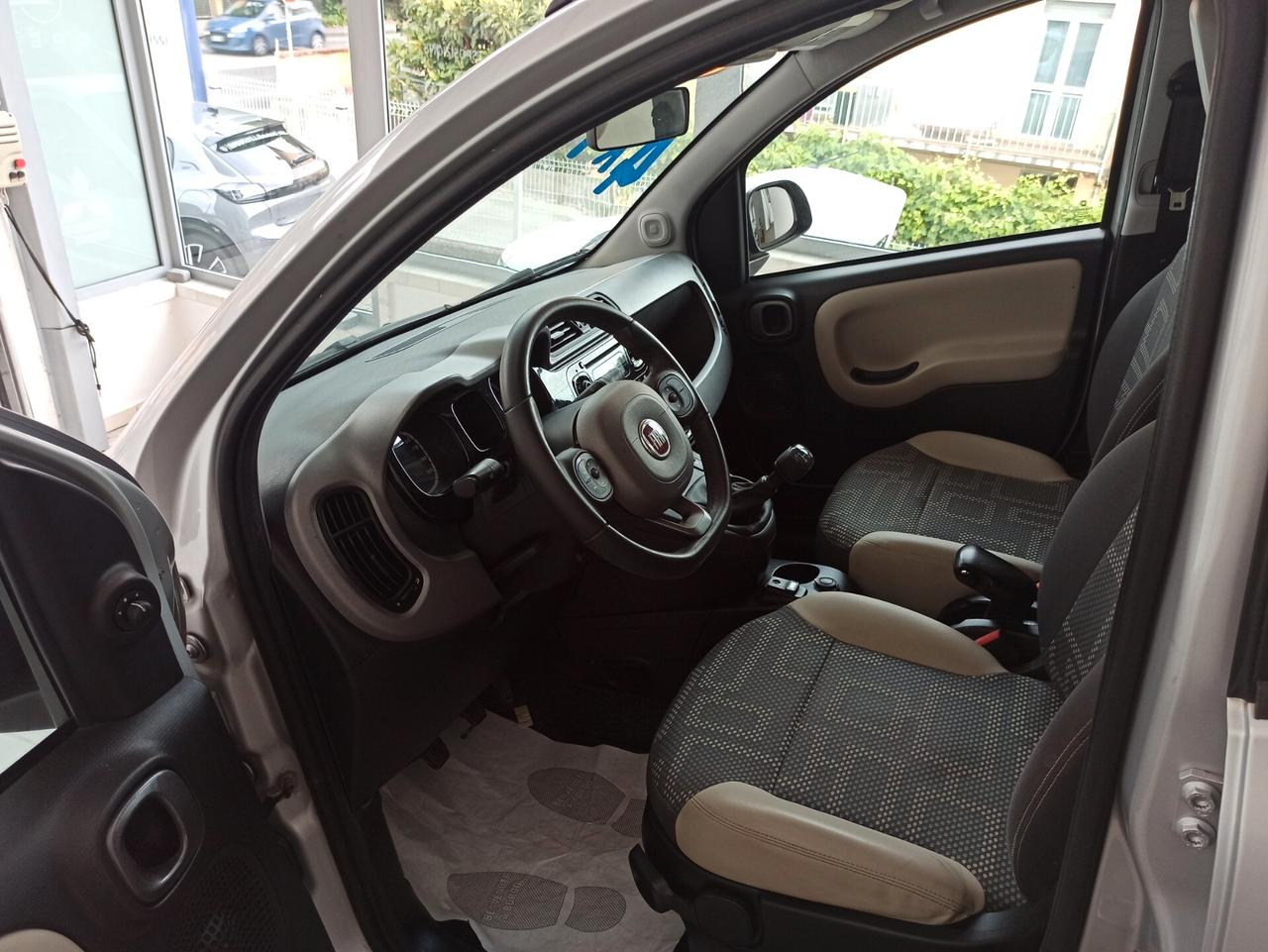 Fiat Panda 1.3 MJT 16V DPF 4x4 Climbing