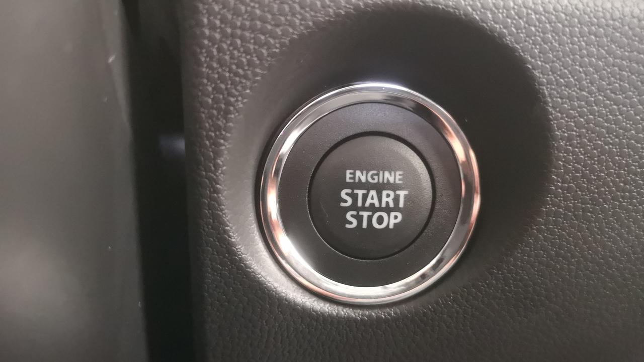 SUZUKI Ignis 1.2h Top 2wd