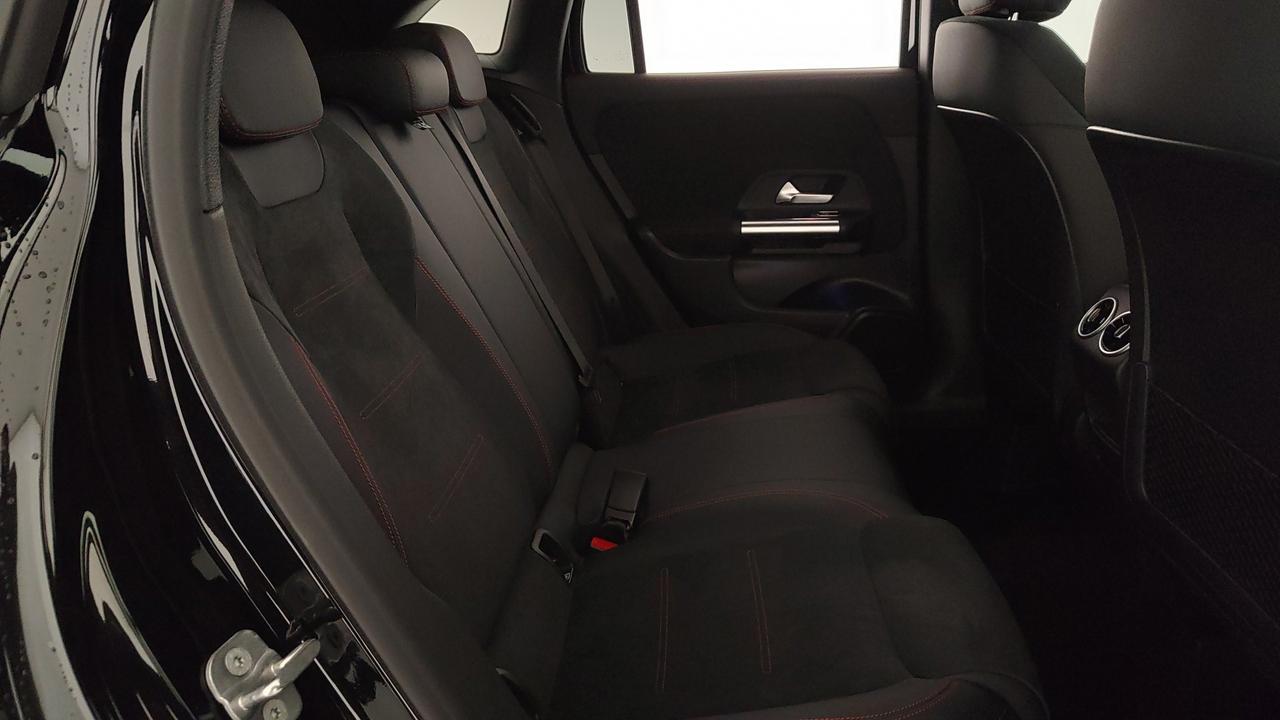 Mercedes-Benz GLA 200 d automatic