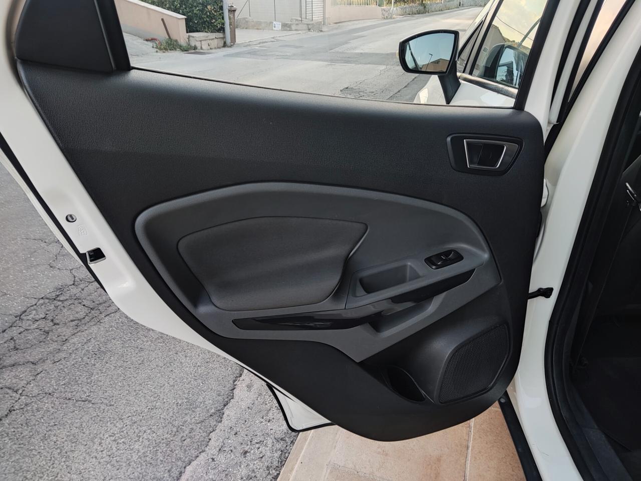 Ford EcoSport 1.5 TDCi Titanium OK NEOP