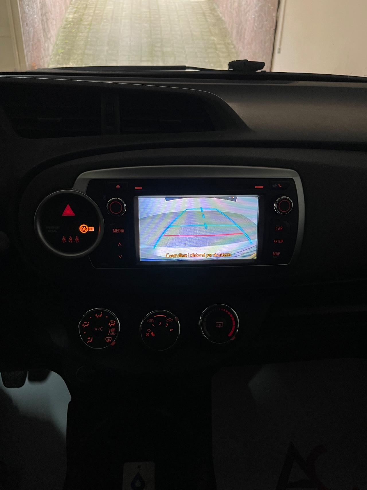 Toyota Yaris 1.3 5 porte Lounge