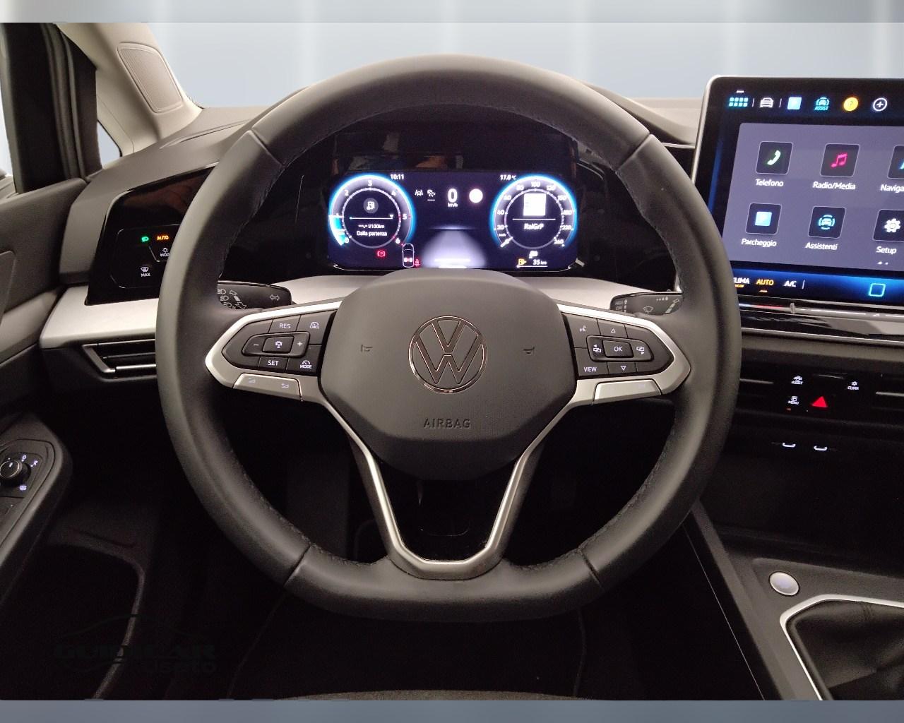 VOLKSWAGEN Golf VIII 2024 - Golf 2.0 tdi Life 115cv