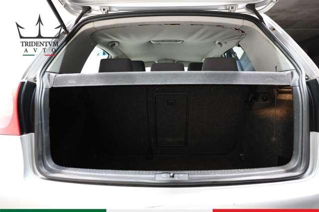 Volkswagen Golf 1.6 fsi Sportline 5p