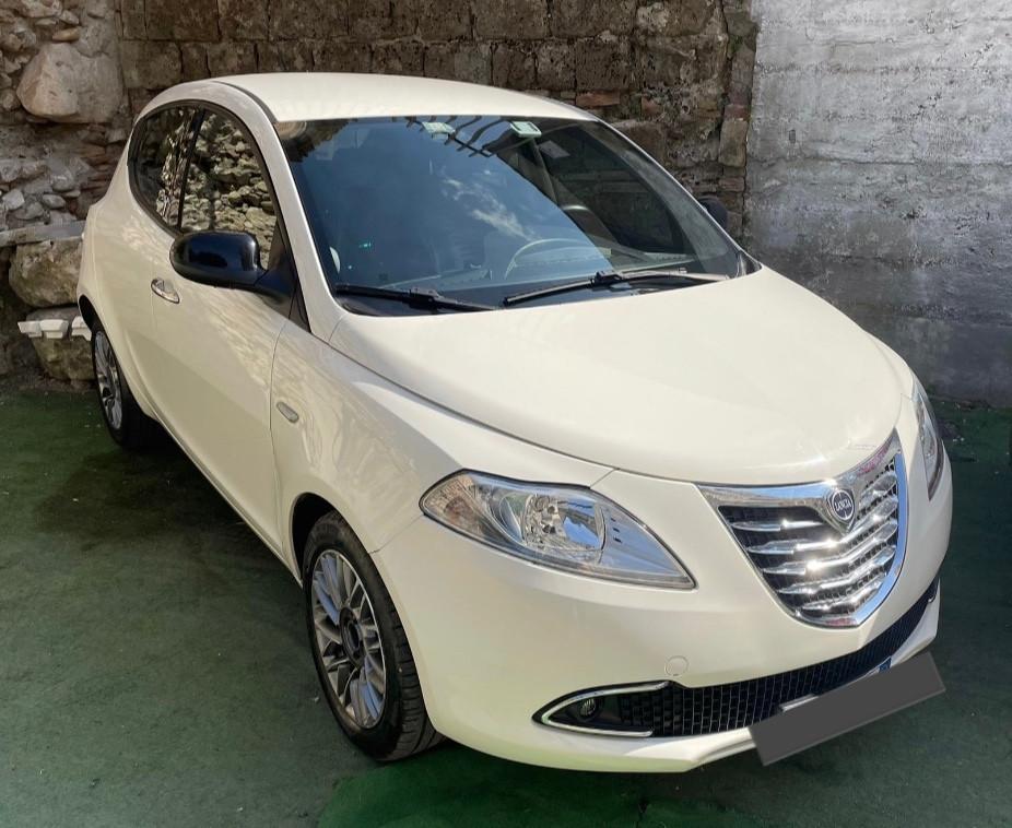 Lancia Ypsilon RATE / FINANZIAMENTI