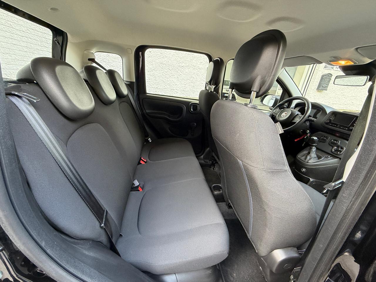 Fiat Panda 1.0 Hybrid – 02/2025 | 11.446 km – PARI AL NUOVO | NEOPATENTATI OK