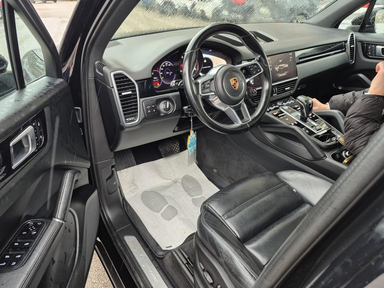 Porsche Cayenne 3.0 V6 E-Hybrid