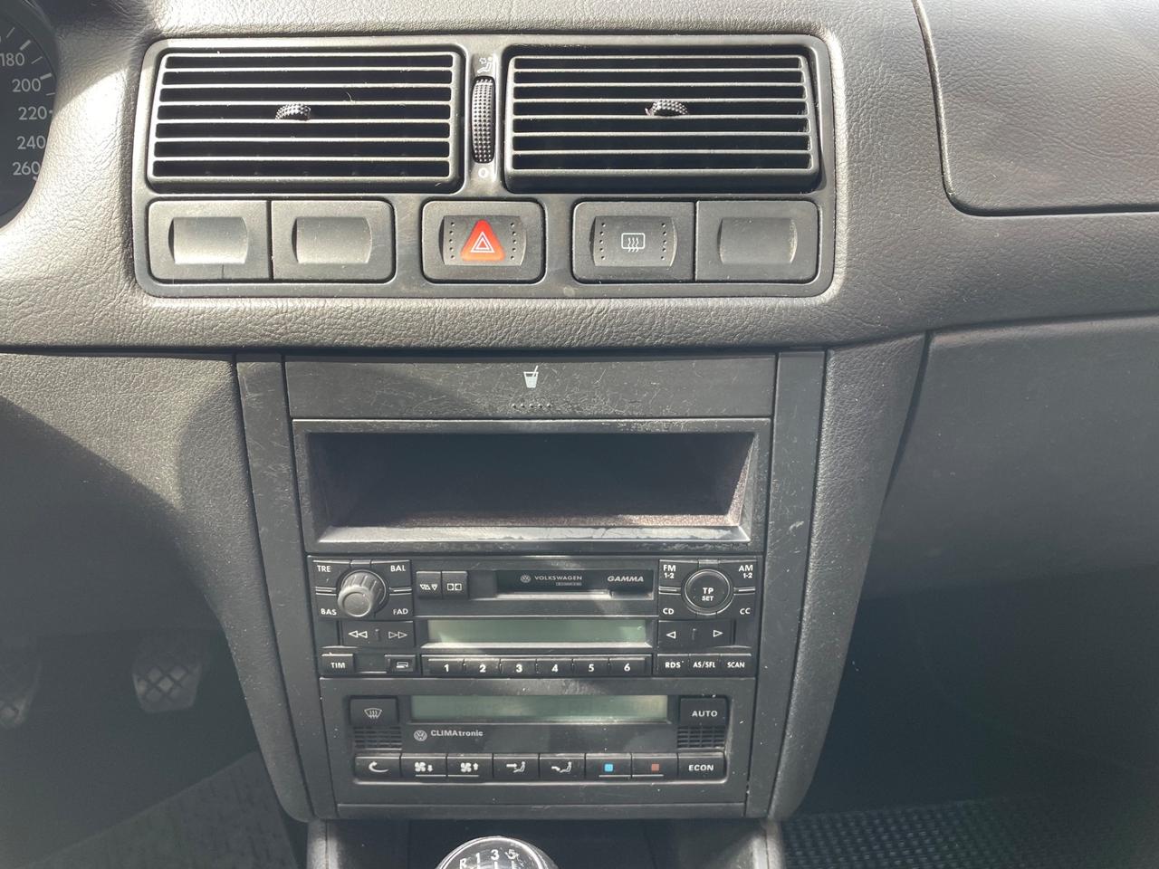 VW Golf Variant 1.6 16V Highline/1PROP/GARANZIA